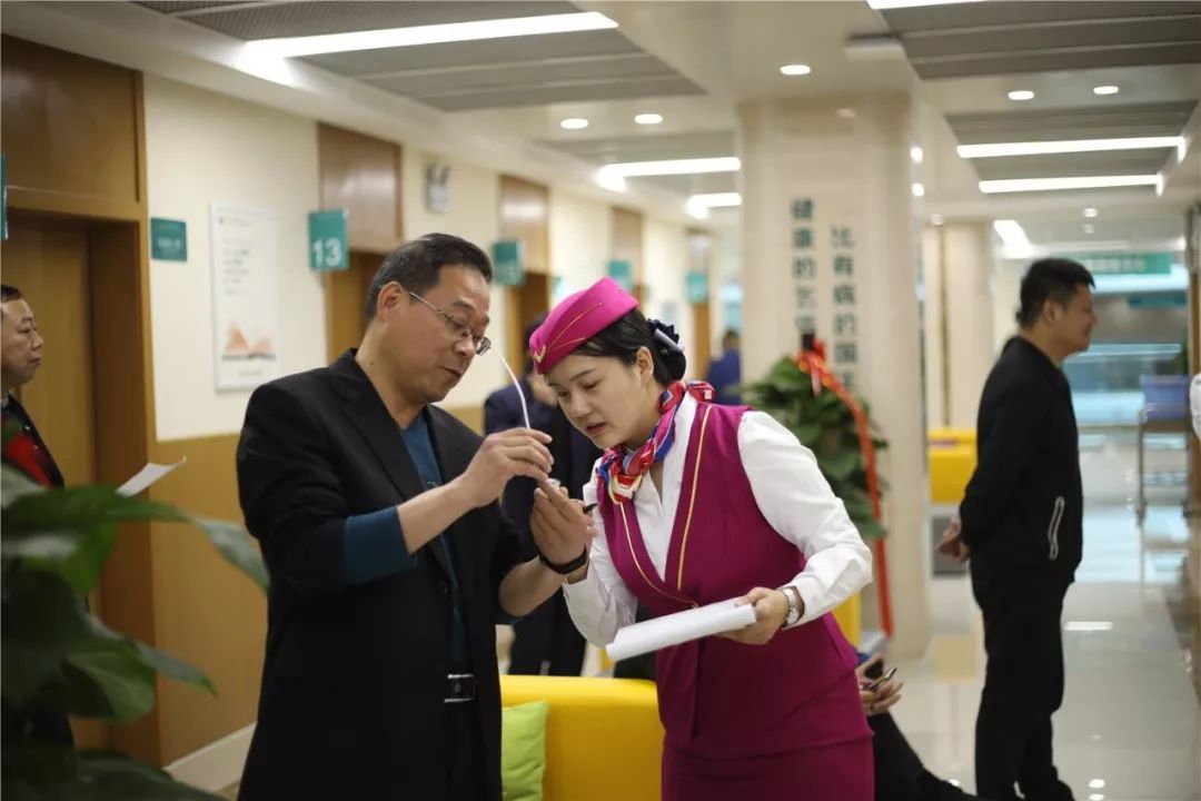 池州24小时套医保卡(北京医保卡使用指南)